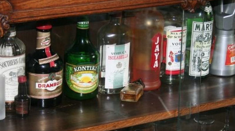 Po vakarėlio likusio alkoholio panaudojimas buityje