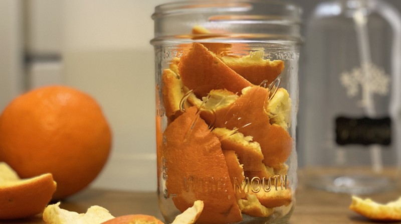 Mandarininis valymo purškiklis