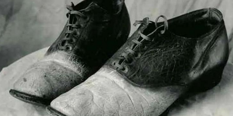 Iš odos buvo gaminami drabužiai ir baldai